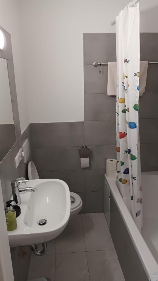 Haus Edith Privathaus Mit Gaestezimmern Bregenz Esterno foto